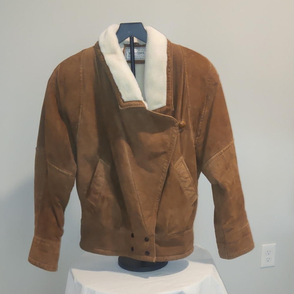 Vintage karizma Men's Tan Suede Pea Coat with Cream Collar Size M